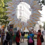 Partysonne über dem Sonnenberg