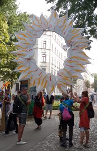 Mehr über den Artikel erfahren Partysonne über dem Sonnenberg